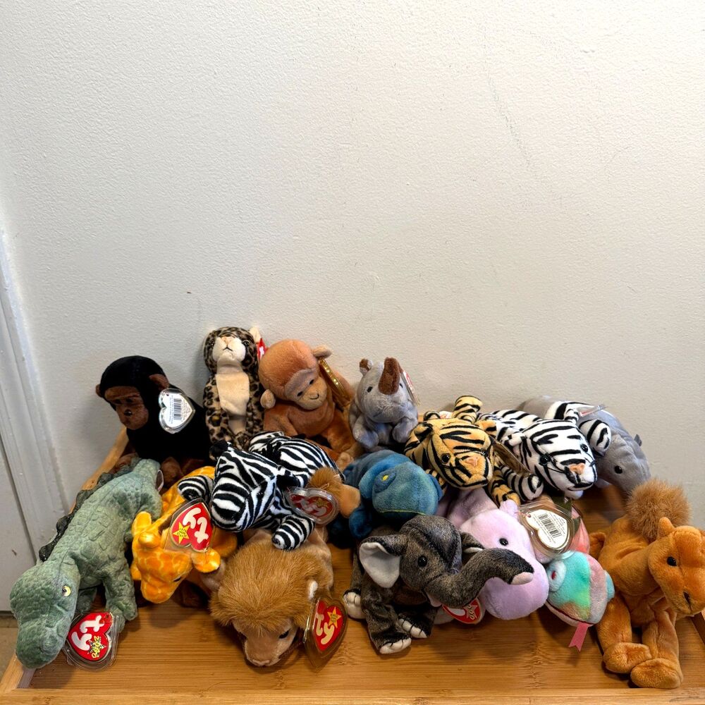 18 Vintage TY Beanie Babies Lot w/ Tags Tag Protectors 90s Animals Clean